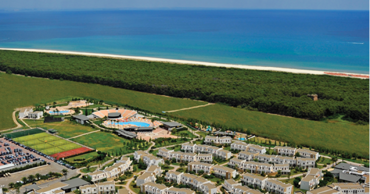 Azora firma la mayor operación del año en el mercado hotelero de Italia con la compra de Bluserena