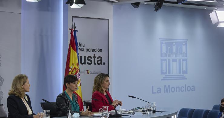 El Gobierno prepara más medidas para mitigar el impacto de la luz, algunas de ellas fiscales