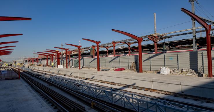 Archivo - Vías de la Estación de Chamartín en obras
