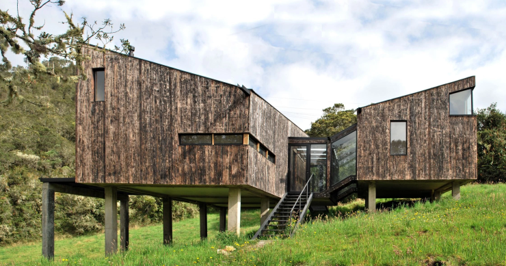 Una casa prefabricada construida a mano y a 3.200 metros de altura