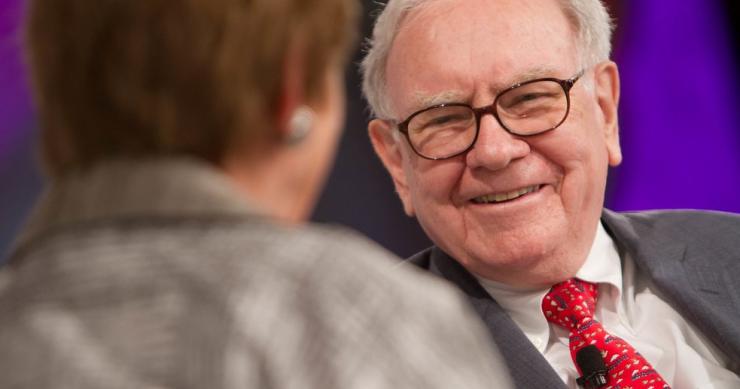 Invierte tu dinero como Warren Buffett: cuáles son sus acciones principales