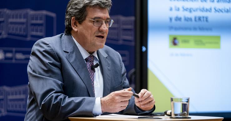 La Seguridad Social estudiará las aportaciones de las asociaciones de autónomos sobre la reducción de cuotas