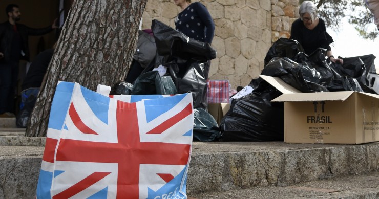 Ucranianos reciben donaciones