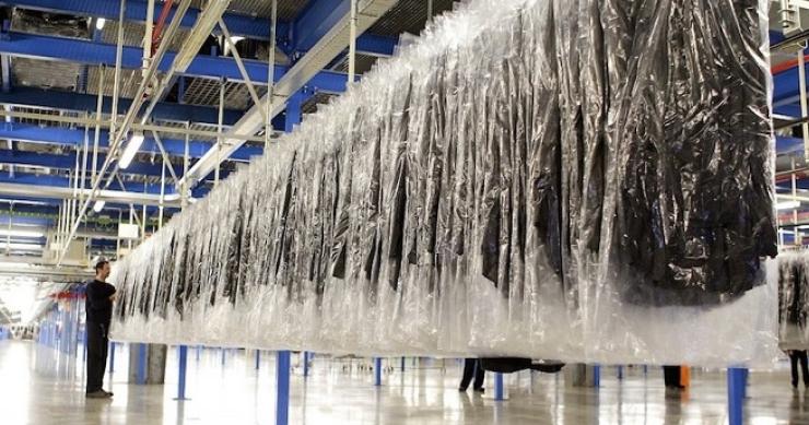 Inditex invertirá más de 300 millones en logística este año para reforzar su negocio en España