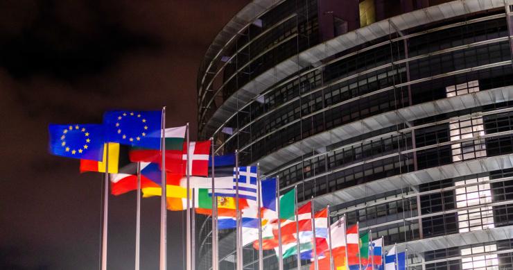 EEUU suministrará más gas natural licuado a la UE para reducir su dependencia de Rusia