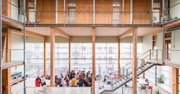 Una cooperativa de viviendas de Barcelona gana uno de los premios Mies Van der Rohe 2022