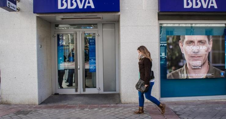 La venta de sucursales de Merlin a BBVA impulsa su perspectiva crediticia