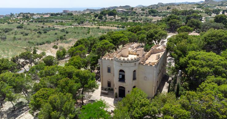 A la venta el antiguo palacete del Doctor Esquerdo en Villajoyosa por 1,7 millones