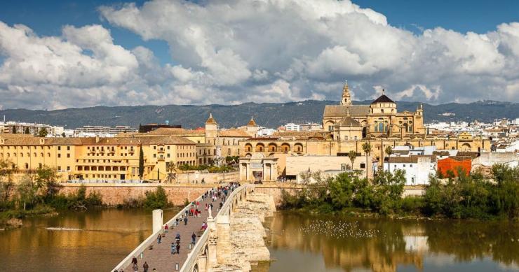 La comunidad de propietarios no podrá prohibir pisos turísticos, según la Audiencia de Córdoba