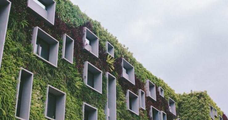 Las dos velocidades de la sostenibilidad: el residencial a rebufo del terciario