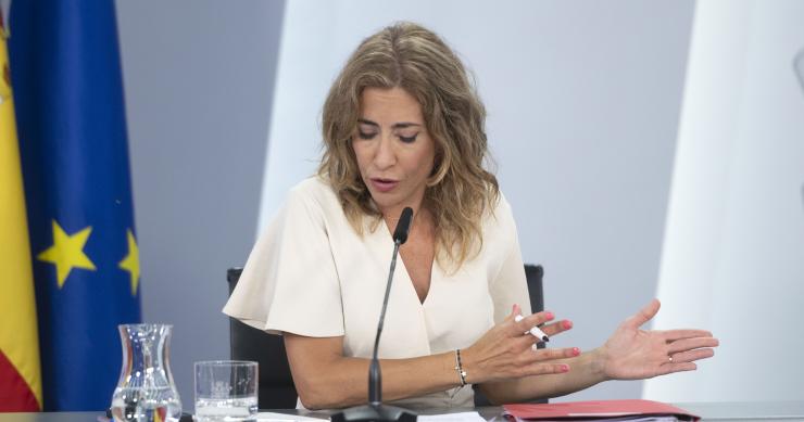 El Gobierno podría prorrogar los abonos ferroviarios y la ayuda al combustible