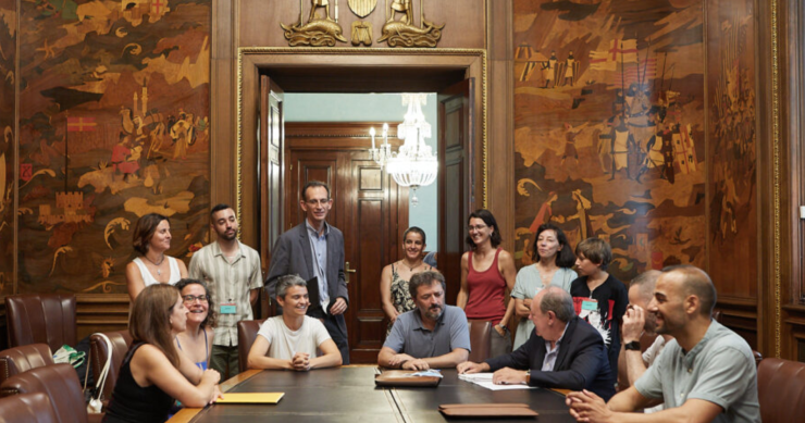 Barcelona sigue con los bloques de pisos cooperativos y adjudica el suelo para Abril y La Domèstika