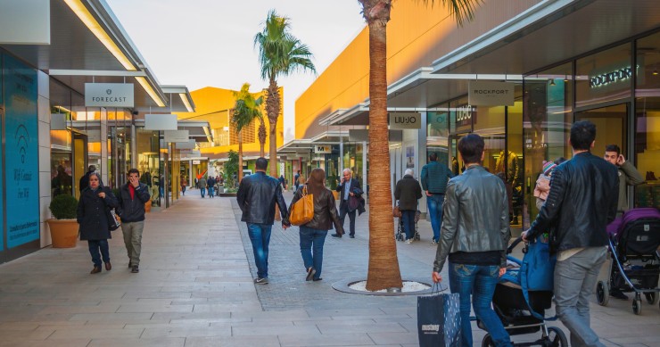 Centro comercial al aire libre en Viladecans