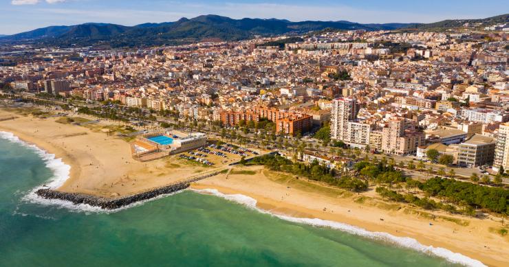 Paisaje urbano de invierno de Mataró, costa del Maresme