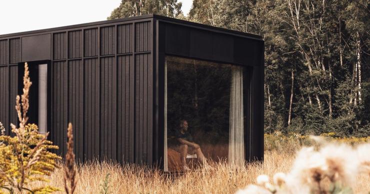 Estas cabañas prefabricadas de lujo se instalan en cualquier lugar y ofrecen un turismo diferente 
