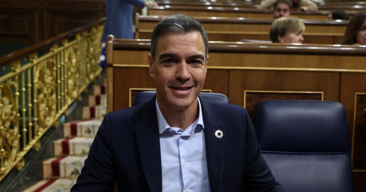 El presidente del Gobierno, Pedro Sánchez, durante una sesión plenaria en el Congreso de los Diputados, a 13 de octubre de 2022, en Madrid (España). El presidente del Gobierno acude al Congreso para informar sobre la cumbre europea celebrada en Praga la 