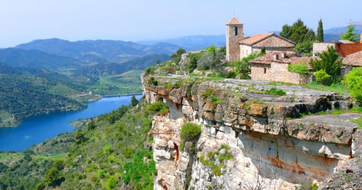 El pueblo que no quiere ser bonito