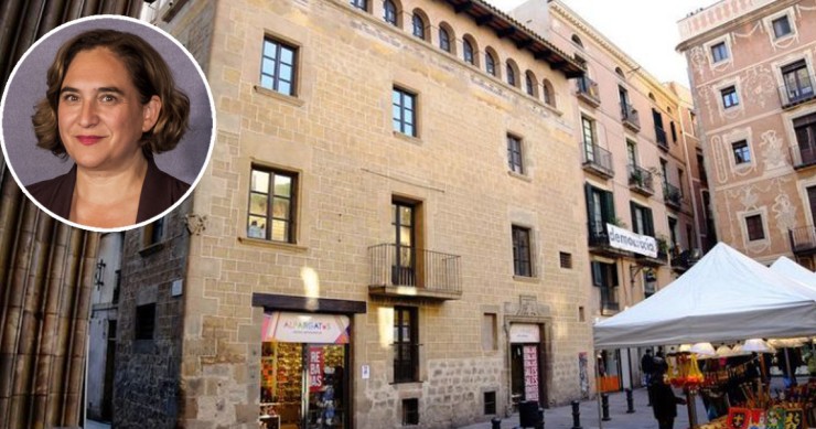 Ada Colau ha empezado a entregar las once viviendas adquiridas en el Gótico de Barcelona