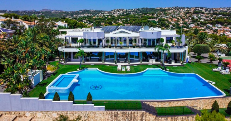 Una fabulosa mansión en Moraira, Alicante, por 7,9 millones de euros