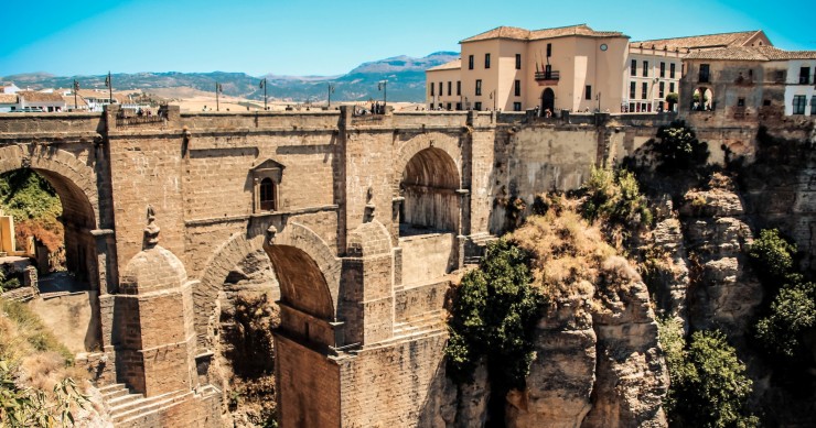 The famous "Ronda de Málaga" is the perfect destinations for history fans