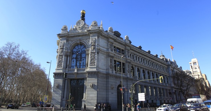 Archivo - Fachada del Banco de España de su sede en Madrid.