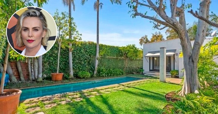 Charlize Theron cierra la venta de una casa en Los Ángeles