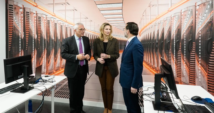 La Comunidad lanza una oficina para centros de procesamiento de datos y captar 6.000 millones de euros hasta 2025