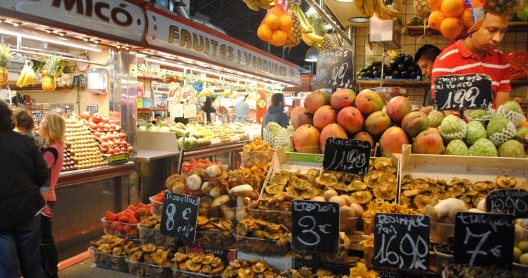 Spaniards spent 12.4% more on their food shopping in February