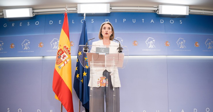 Archivo - La portavoz del PP en el Congreso, Cuca Gamarra, durante una rueda de prensa en el Congreso de los Diputados