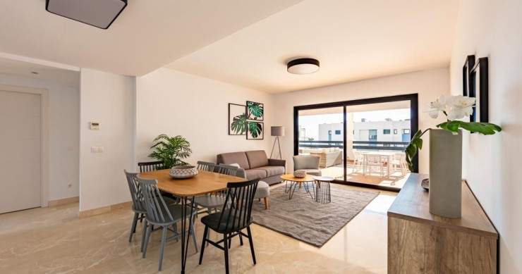 Baix exterior amb ascensor / idealista