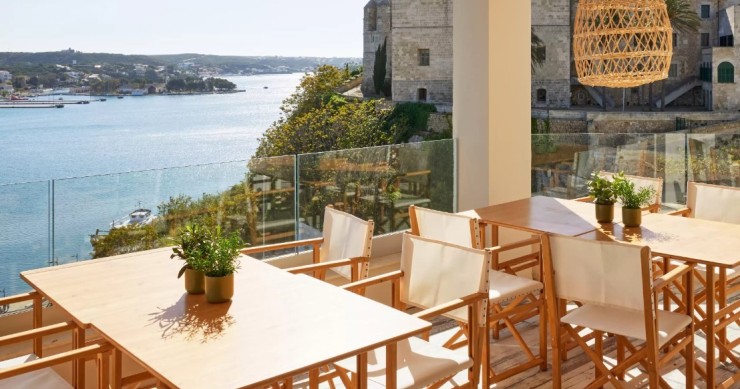 El hotel Catalonia Mirador des Port reabre sus puertas como cuatro estrellas tras invertir 12 millones