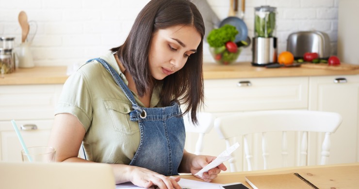 How does the rent update work?
