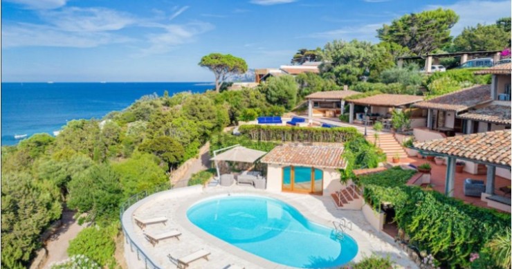 villa in sardegna