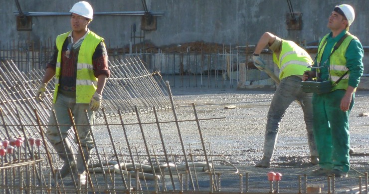 Archivo - Albañiles, obreros, construccion, obras 