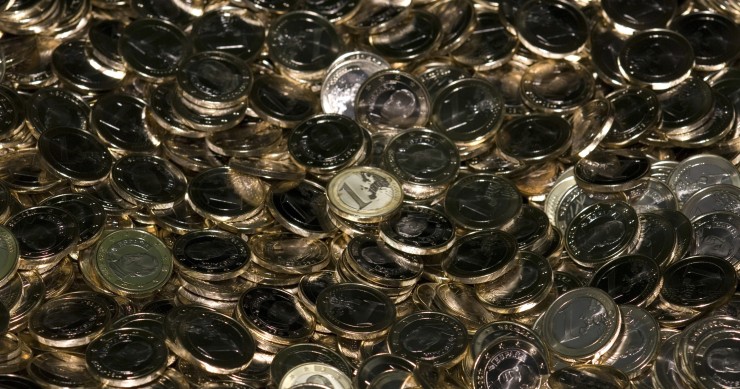 Archivo - Fabricación de monedas de euros en la Fábrica Nacional de Moneda y Timbre.