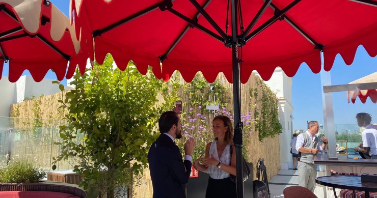 La delegada de Turismo, Almudena Maíllo, visita el nuevo Hotel Montera Madrid, de Curio Collection by Hilton