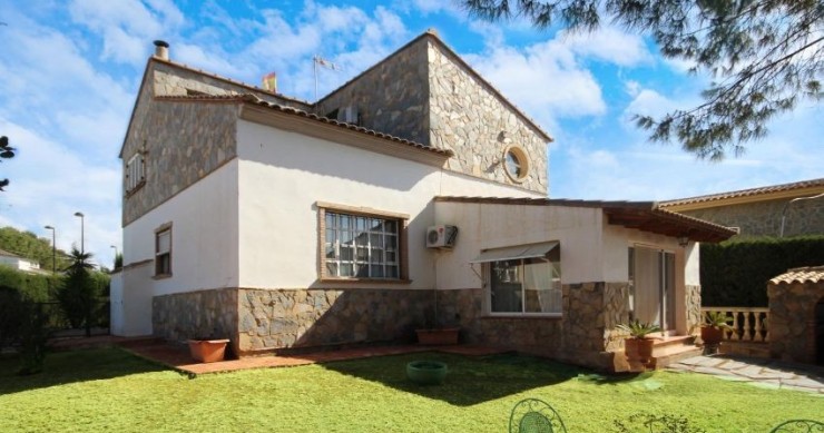 Casa independent en venda a València