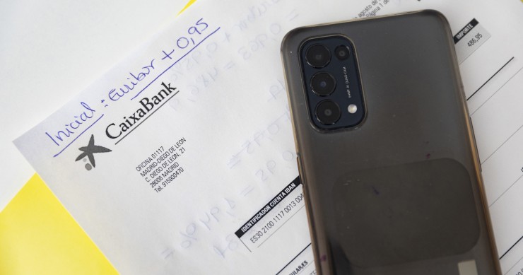 Archivo - Documentación para la firma de una hipoteca