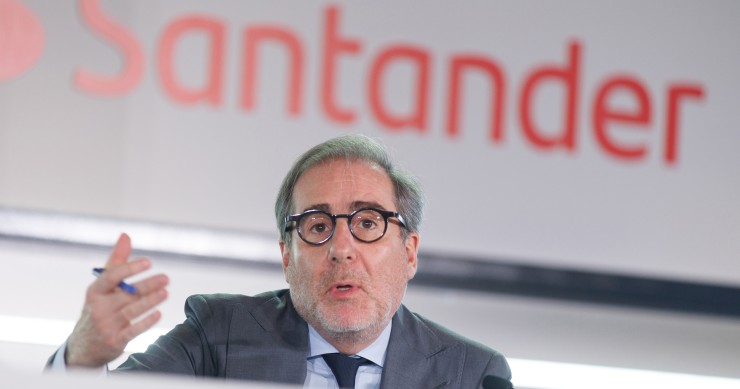 El consejero delegado de Grupo Santander, Héctor Grisi, interviene durante la presentación de los resultados de la empresa en el primer semestre de 2023, en la Ciudad Grupo Santander, a 26 de julio de 2023, en Boadilla del Monte, Madrid (España)