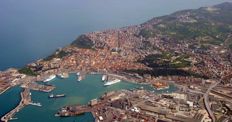 Le 6 città dove vivere con pochi soldi in italia