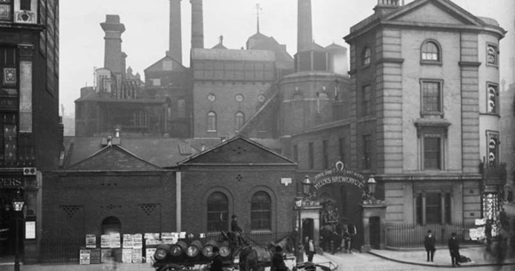 Imagen de la cervecería en 1906