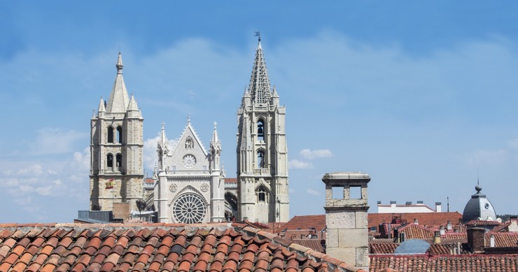 León