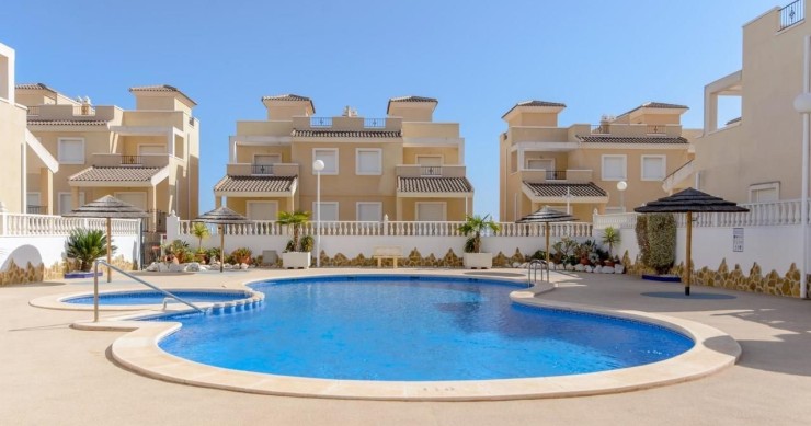  20 large and cheap properties for sale in Spain