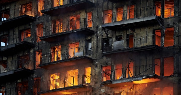 Valencia fire: a devastating fire engulfs a block of flats in the Spanish city