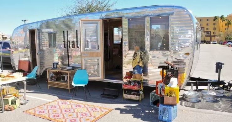 La feria de la caravana vintage reúne una exposición de 54 caravanas de mediados del siglo XX, cada una con su propio estilo y gusto en la restauración.