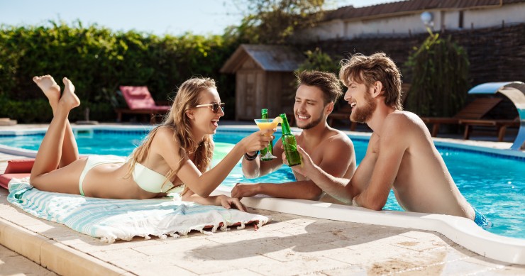 normas piscina comunitaria