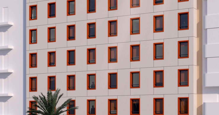 EasyHotel amplia la presència a Espanya