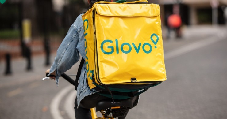 Un rider de Glovo