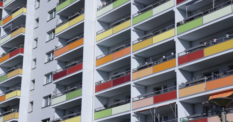 Por qué un propietario de varias viviendas en un mismo edificio no tiene tantos votos como número de propiedades