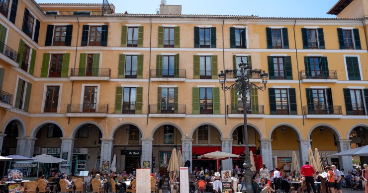 Los alquileres que renueven este mayo en Palma y Barcelona verán las mayores subidas
